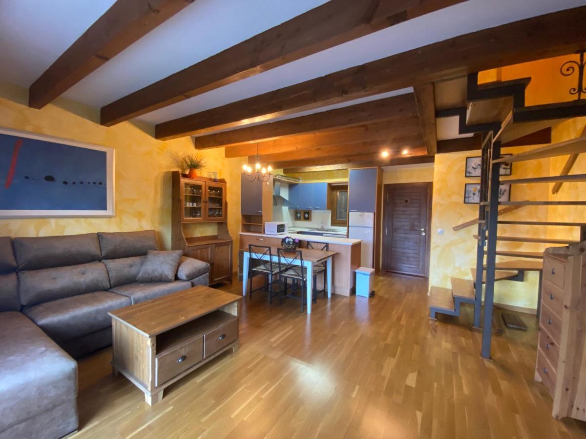 Duplex Altos De Santiago Jardin Apartman Villanúa Kültér fotó