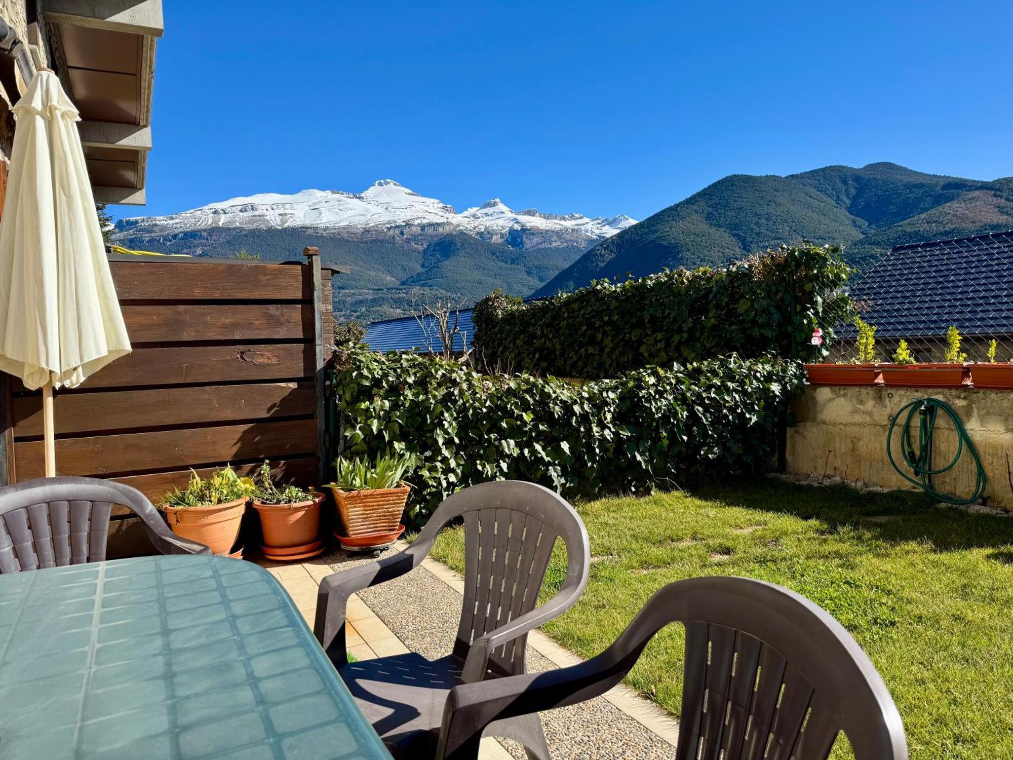 Duplex Altos De Santiago Jardin Apartman Villanúa Kültér fotó